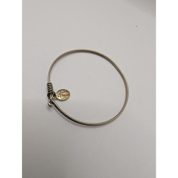 Quinn & Copper Adjustable Wire Bangle Bracelet Silver Tone Made in USA - Picture 1 of 3
